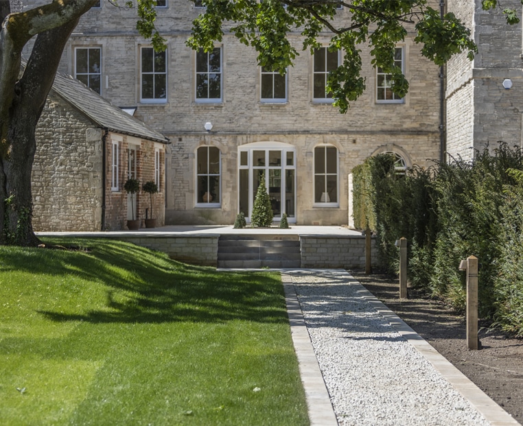 Cotswold-Garden